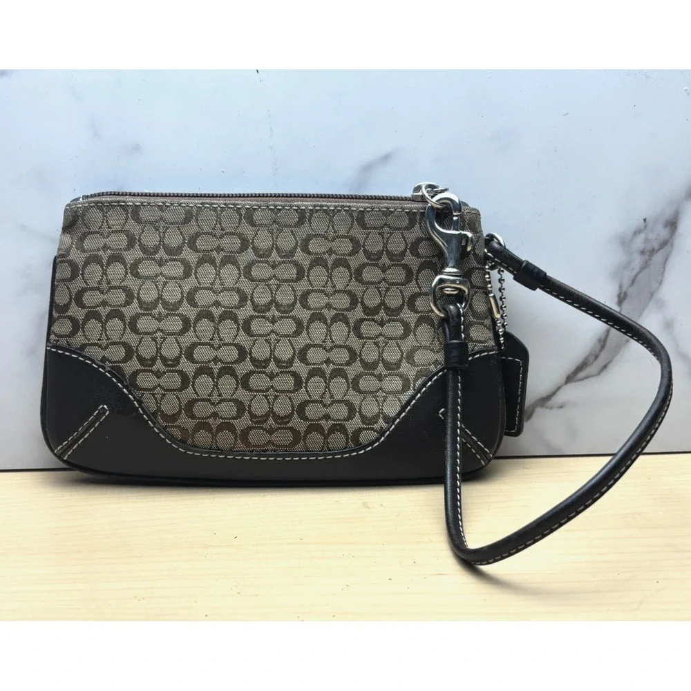 Coach Vintage 6319 Mini Signature Skinny Wristlet Khaki Brown Leather Canvas Y2K